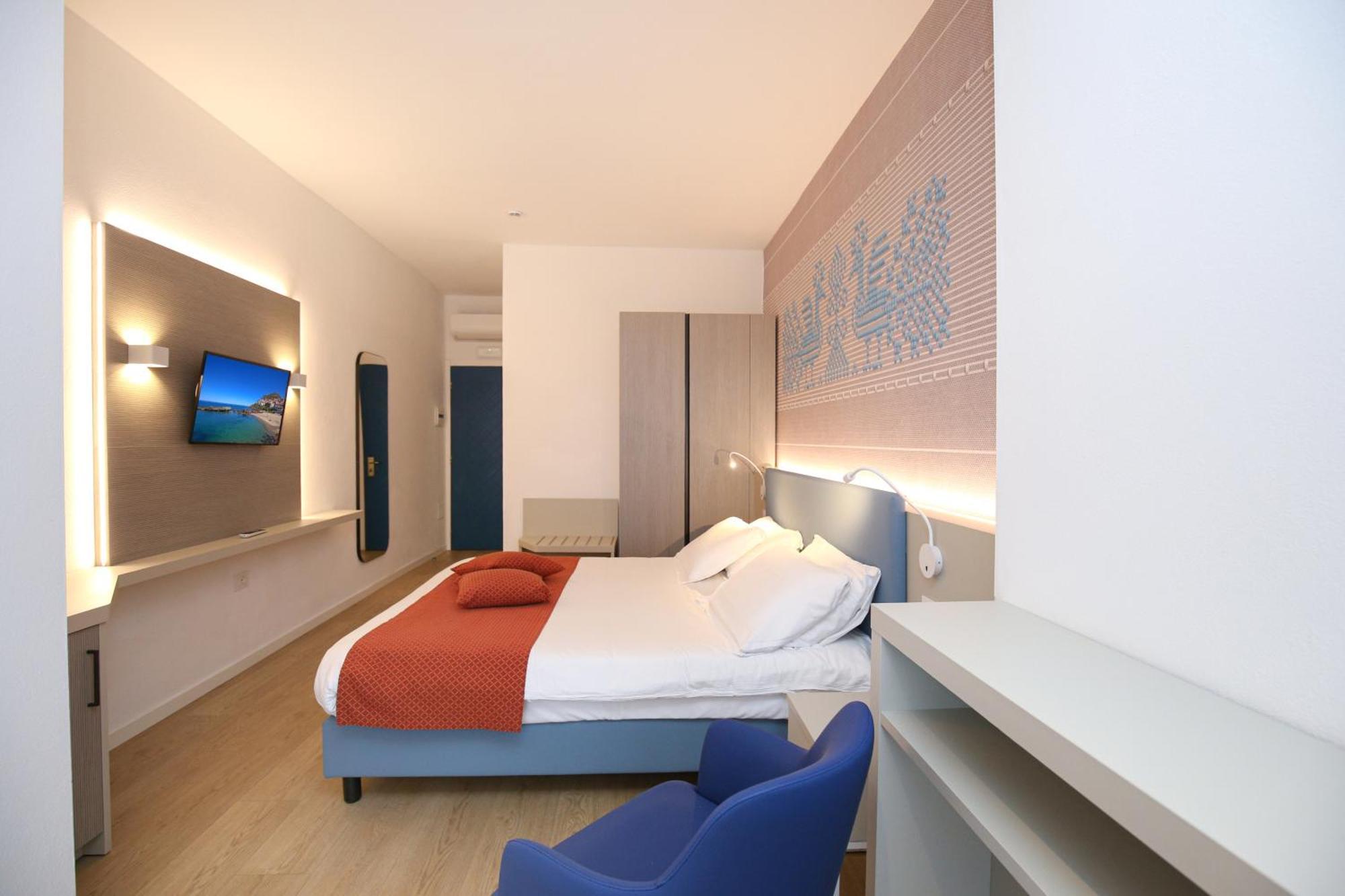 Superior Double Room Balcony Sea View