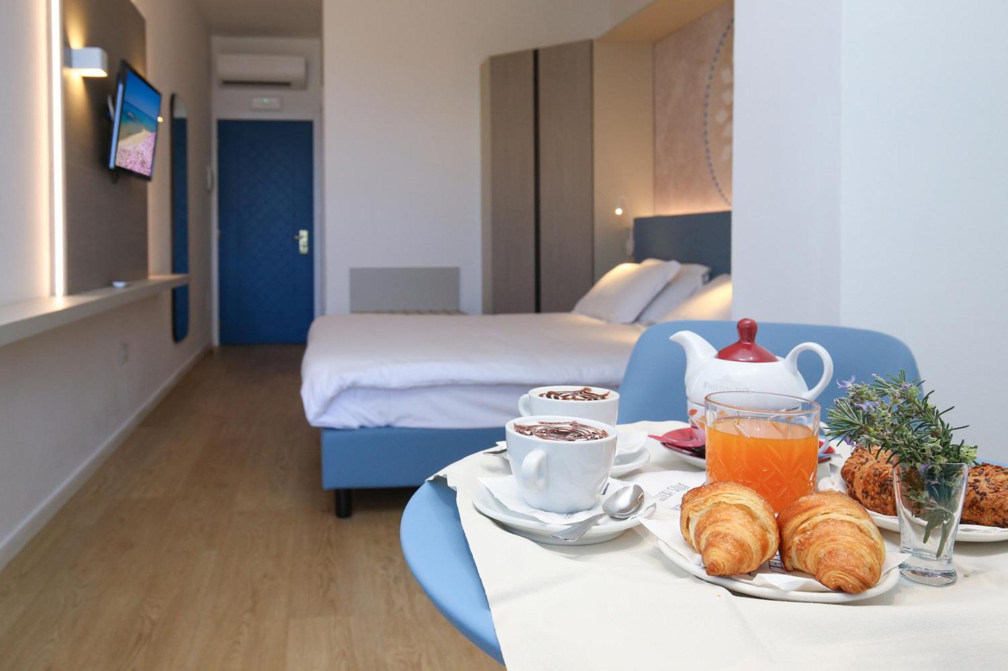Superior Double Room Balcony Sea View